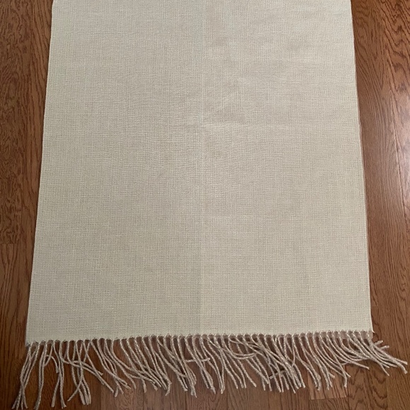 Pink and Cream Wool Scarf - Picture 3 of 4